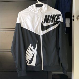 Nike wind breaker